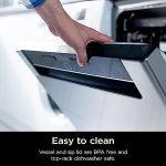 Ninja BC151BK Blast Portable Blender, Cordless, 18oz. Vessel, Personal Blender-for Shakes & Smoothies, BPA Free, Leakproof-Lid & Sip Spout, USB-C Rechargeable, Dishwasher Safe Parts, Black - Image 5