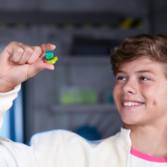 MrBeast Lab Swarms Series 2 Atomic Cash Case– 18-Pack Collectible Micro Beasts, Includes Exclusive Ultra Rare & Special Edition Figures, Reveal 2 with Water & Shake Test Tube, 1" Figures for Kids 5+ - Image 2