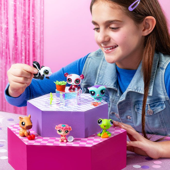 Littlest Pet Shop - Pet Surprise Display - Series 3 18 Pets Collector Set + 1 Bonus Pet, Gen 7 Authentic LPS Bobble Head Toy Figure, Collectible Toy Animal, Ages 4+ - Image 7