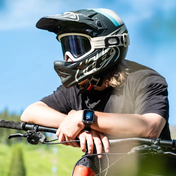 Insta360 X5, Ace Pro 2 GPS Preview Remote with Built-in Mic - Image 3