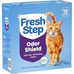 Fresh Step Clumping Cat Litter, Multi-Cat, Long Lasting Odor Control Kitty Litter with Activated Charcoal, Low Dust Formula, 14 lb - Image 3