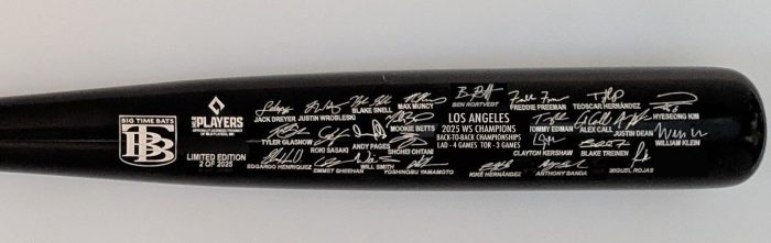 61S1e5O6A4L LA Dodgers 2025 WS Champions Team Signature Bat - Image 1
