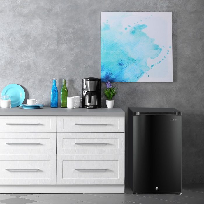 Midea MRU03M2ABB Upright Freezer, 3.0 Cubic Feet Mini Freezer, For Kitchen Apartment Office Basement or Dormitory, Black - Image 4