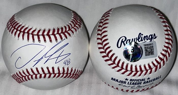 81Qv-H5SqSL Ivan Herrera St Louis Cardinals Autographed Signed Official Baseball BECKETT Witness Hologram - Image 1