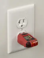 Gardner Bender GFI-3501 Ground Fault Receptacle Tester & Circuit Analyzer, 110-125V AC, for GFCI / Standard / Extension Cords & More, 7 Visual LED Tests , Red - Image 4